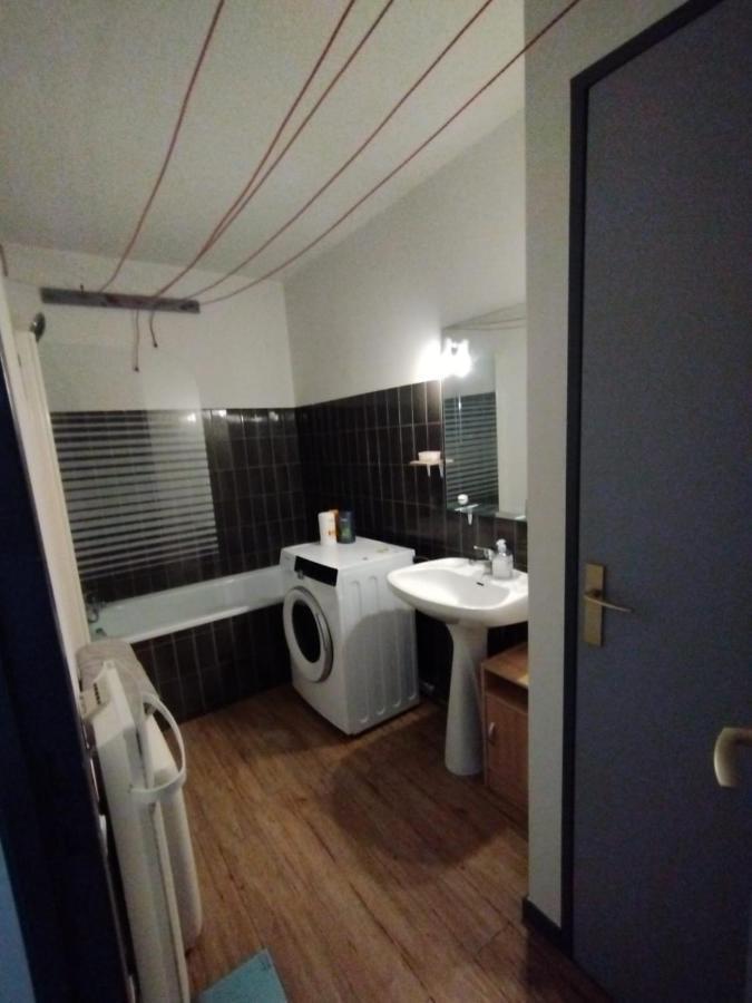 Apartamento Agradable Tarbes Exterior photo